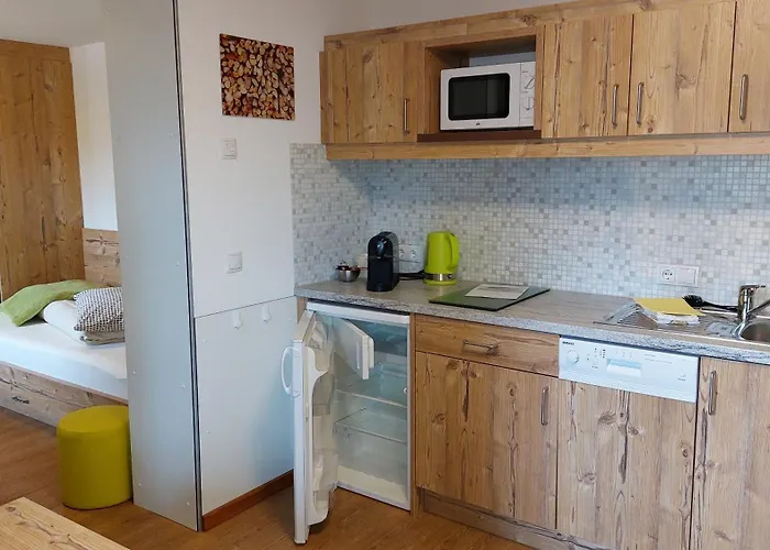 海德戈尔公寓 *